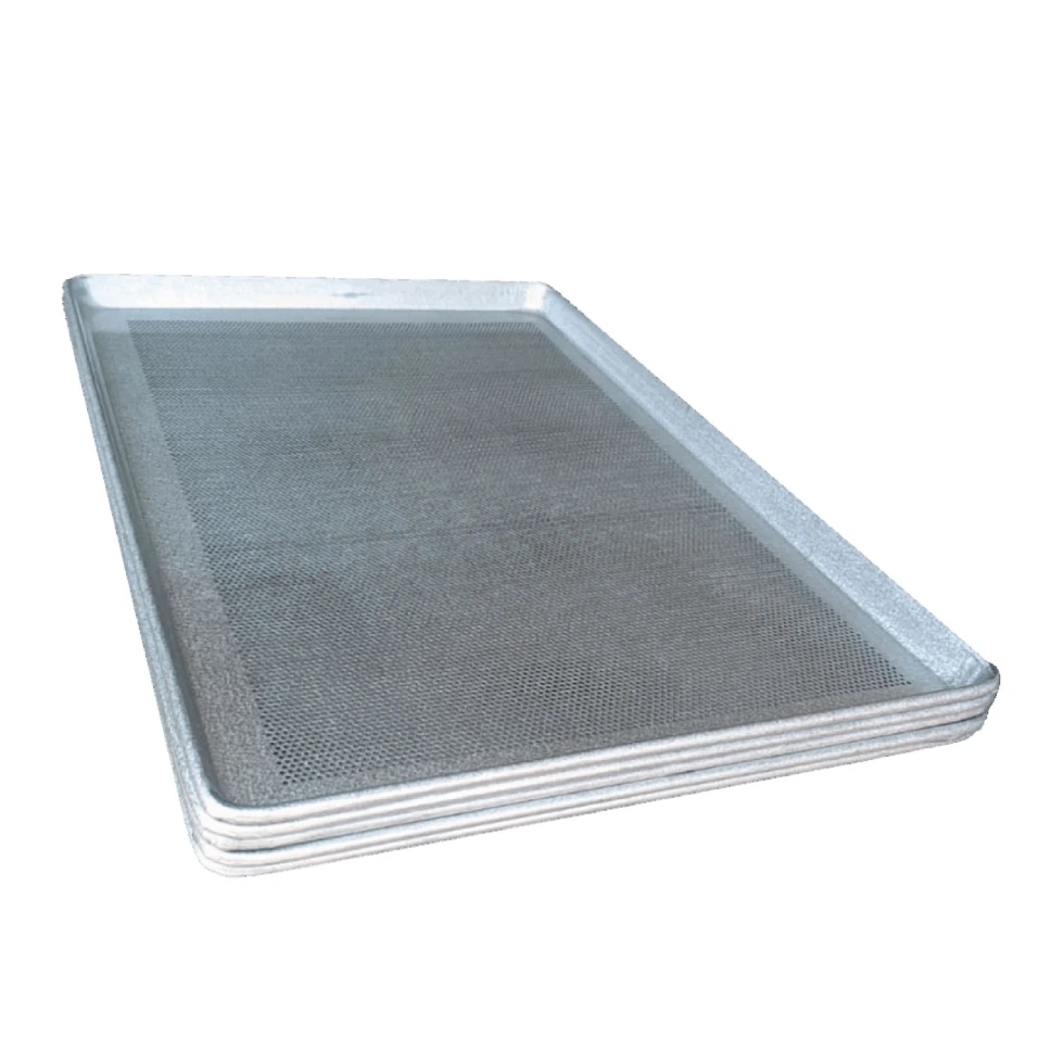 CHAROLA ALUMINIO PERFORADA 45x65